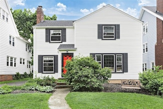 2290 S Overlook Rd, Cleveland, OH 44106