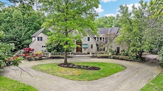 1635 Strathshire Hall Place, Powell, OH 43065
