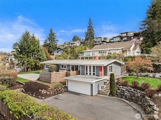 10220 NE 58th St, Kirkland, WA 98033