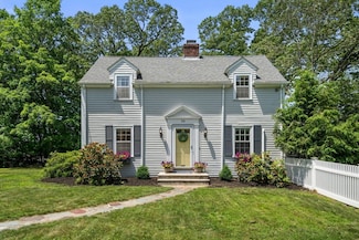 38 Fairmount Rd, Reading, MA 01867
