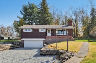 701 Northeast Dr, Irwin, PA 15642