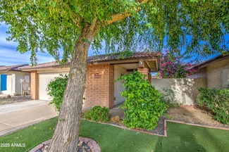 12221 S Paiute St, Phoenix, AZ 85044