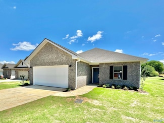 14582 Mountain Stream Dr, Athens, AL 35613