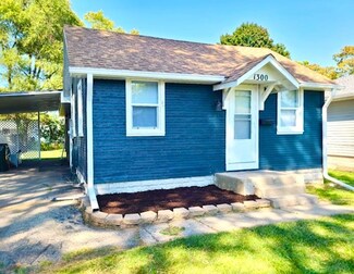 1300 E 15th St, Sterling, IL 61081