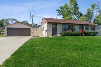 1244 20th St SW, Cedar Rapids, IA 52404