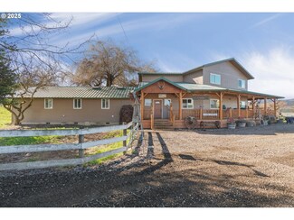 78098 Erickson Dike Rd, Clatskanie, OR 97016