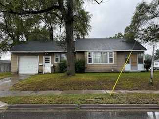 261 32nd St SW, Grand Rapids, MI 49548