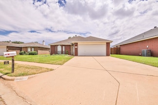 1707 76th St, Lubbock, TX 79423