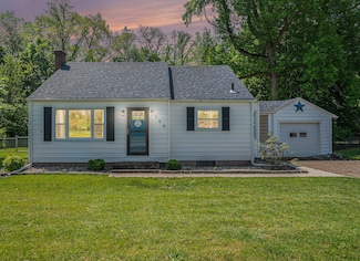 509 W Burr Oak St, Centreville, MI 49032