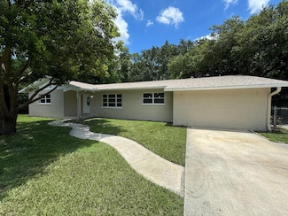 305 Stanley Ave, Lakeland, FL 33809