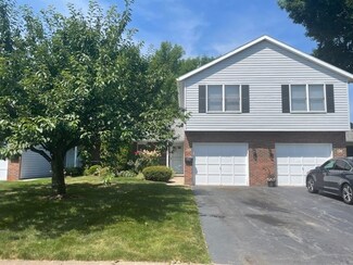 122 Flower Dale Dr, Rochester, NY 14626