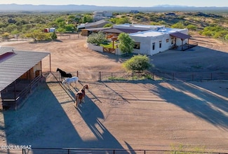 401 Bully Hill Ct, Oracle, AZ 85623