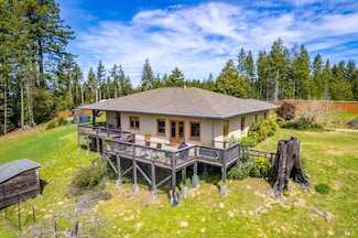26300 Albion Ridge Rd, Albion, CA 95410