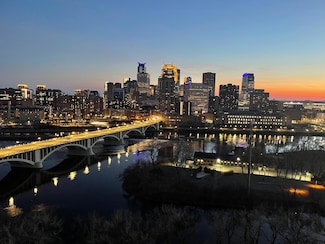 110 Bank St SE Unit L1902, Minneapolis, MN 55414