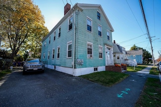 65 Bridge St, Fairhaven, MA 02719