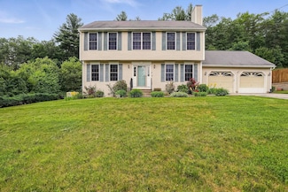 18 Bear Path Ln, Hudson, NH 03051