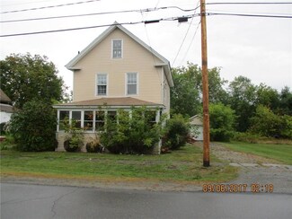 11 Van Horne Ave, Brownville, ME 04414