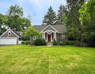 712 Yale Ave, Terrace Park, OH 45174