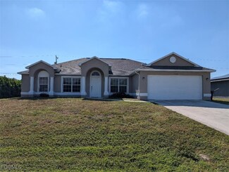 1502 SW 43rd Ln, Cape Coral, FL 33914