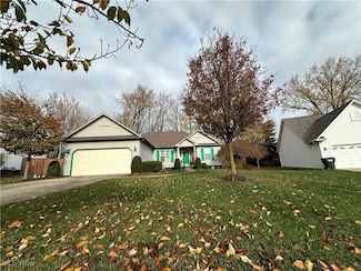 5275 Grand Canyon Dr, Medina, OH 44256