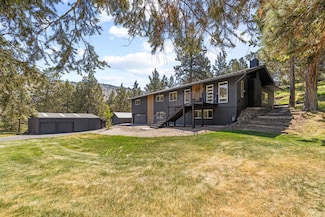 2426 Pine Grove Rd, Klamath Falls, OR 97603