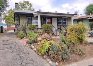 1885 Newport Ave, Pasadena, CA 91103