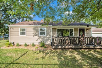 3010 Alpine St, Kalamazoo, MI 49004
