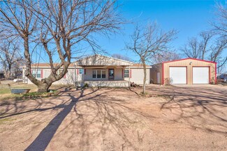 7401 Debbie Lynn Ln, Norman, OK 73072