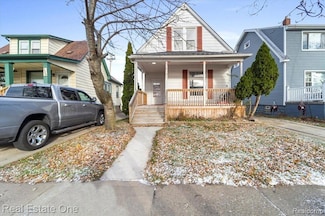 618 Walnut St, Wyandotte, MI 48192