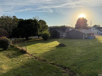 909 W Temperance St Unit 24, Ellettsville, IN 47429