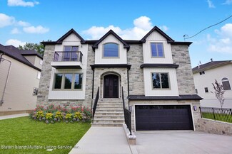 18 Bedell Ave, Staten Island, NY 10307