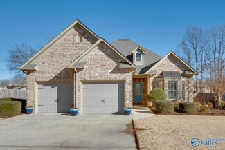 29368 Amy Cir, Ardmore, AL 35739