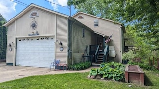 150 Parkhall Dr, Painesville, OH 44077
