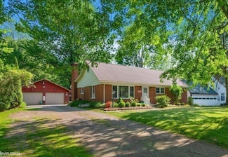 9341 Short Cut Rd, Ira, MI 48023