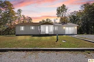 271 Dogwood Ln, Burkesville, KY 42717