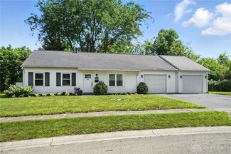 6600 Emerald Ave, Enon, OH 45323