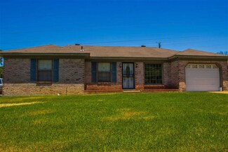 1350 Ryanwood Ave, Memphis, TN 38116