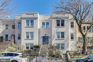 610 3rd St SE Unit 10, Washington, DC 20003
