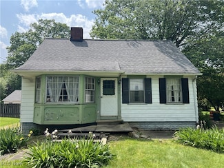 496 Trebisky Rd, Cleveland, OH 44143
