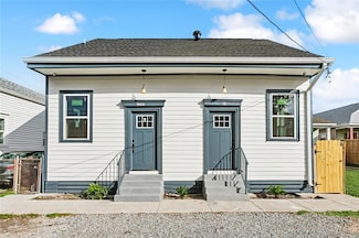 1727 29 Touro St, New Orleans, LA 70116