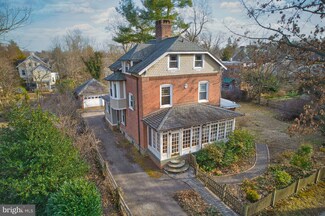 640 Carpenter Ln, Philadelphia, PA 19119