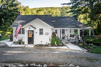 4166 Upper Smith Gap Rd, Saylorsburg, PA 18353
