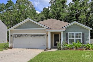 192 Caribbean Village Dr, Guyton, GA 31312