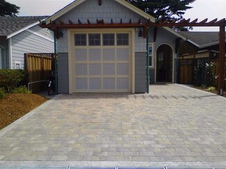 220 Myrtle St, Half Moon Bay, CA 94019