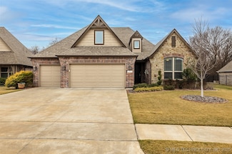 3317 W Delmar St, Broken Arrow, OK 74012