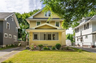 989 Arnett Blvd, Rochester, NY 14619