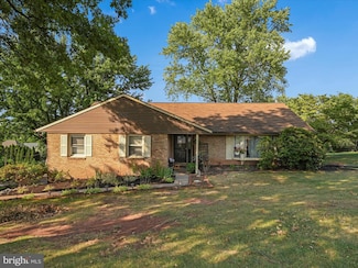 249 Lyndel Dr, Palmyra, PA 17078