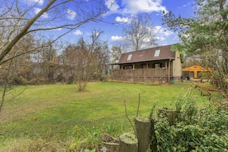 7827 Clark Station Rd, Severn, MD 21144