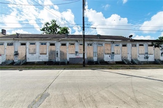 2420 Willow St, New Orleans, LA 70113