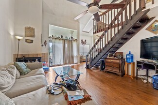 8547 Sands Point Dr, Houston, TX 77036